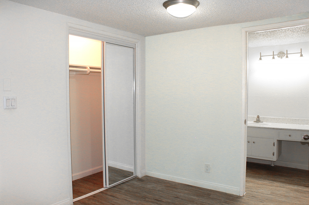  Rent an apartment today and make this 1 bed 1 bath 6 your new apartment home.